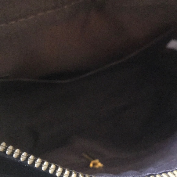 Quilted Vegan Leather Bag - Picture 4 of 5